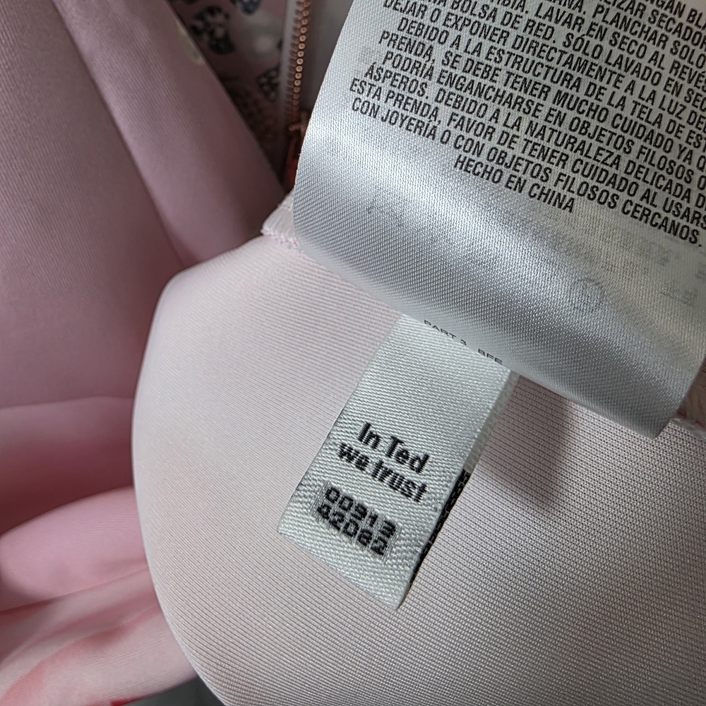 Ted Baker Rubelle Blenheim Palace ruched detail midi dress in natural maximalist - Picture 14 of 16